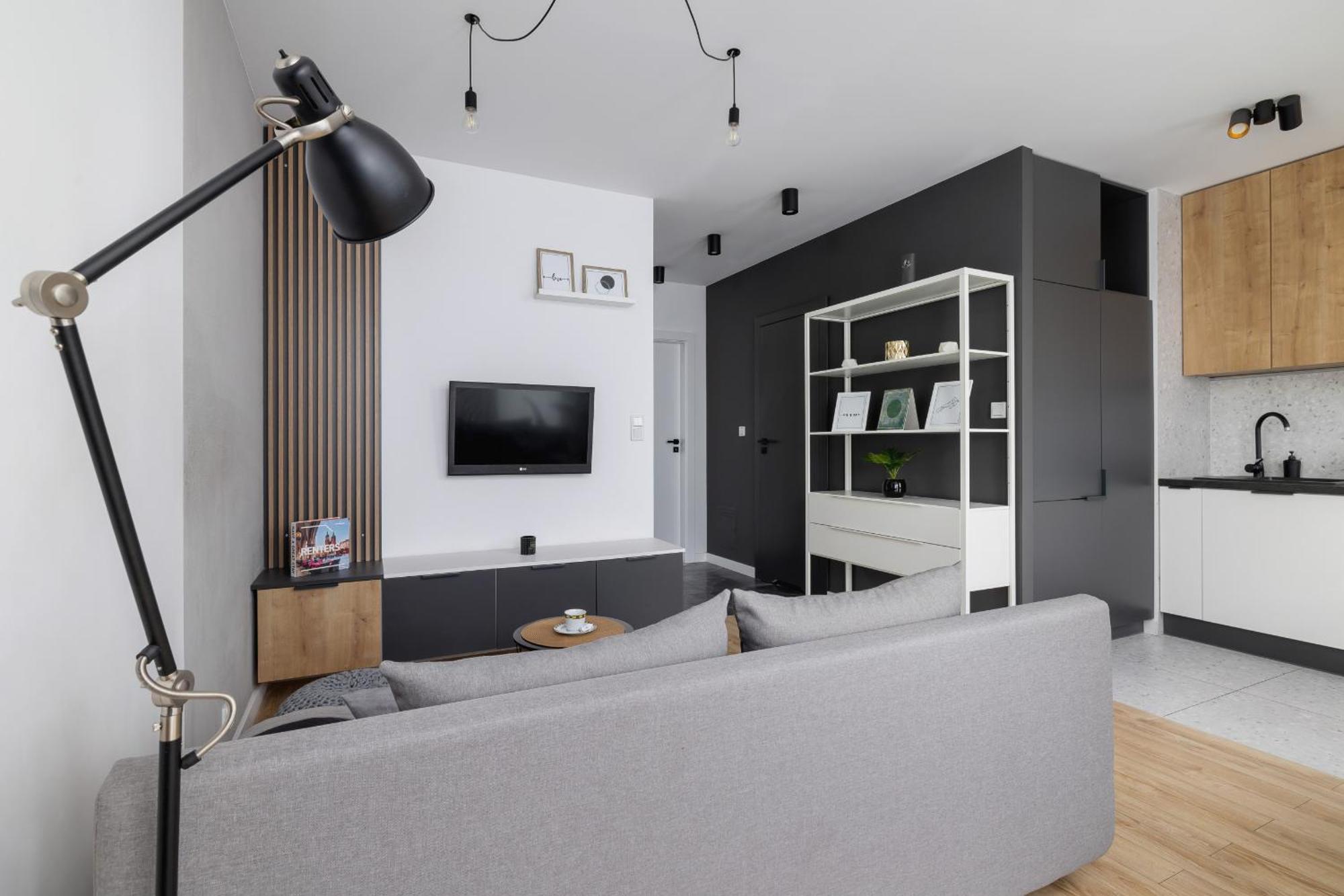 Elegant Apartment In Cracow With Balcony, Parking And Desk By Noclegi Renters Krakow Dış mekan fotoğraf